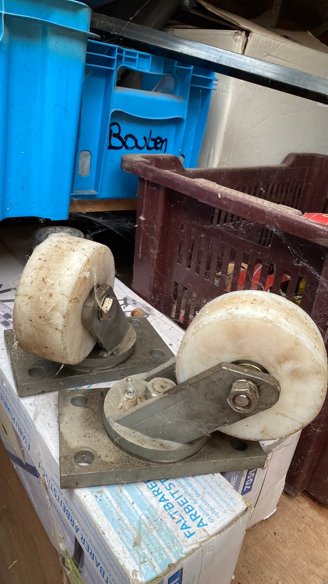 Twee zwenkwielen inox, zware uitvoering, Doe-het-zelf en Bouw, Zwenkwielen, Ophalen, Zo goed als nieuw