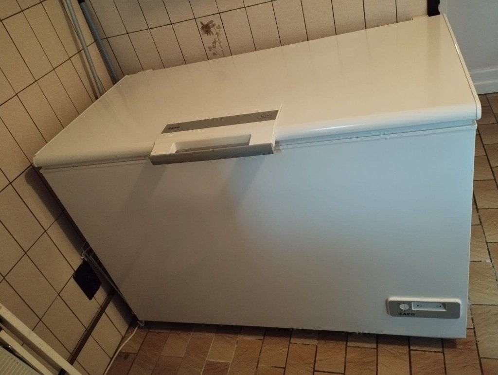 AEG diepvriezer, Elektronische apparatuur, Ophalen, Zo goed als nieuw, Vrieskist