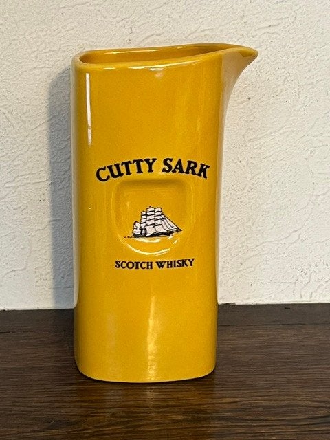 Pichet à eau en céramique jaune  whisky écossais Cutty Sark, Collections, Marques & Objets publicitaires, Enlèvement