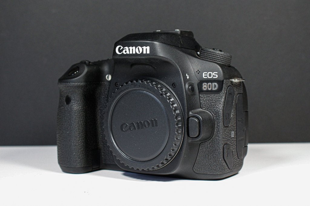canon 80D 2300 cliks comme neuf, Canon, Écran inclinable/pivotant, Comme neuf, Enlèvement