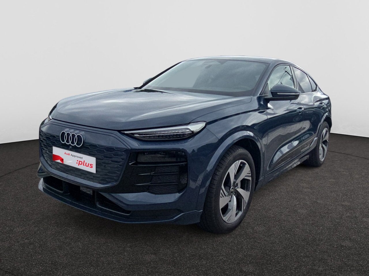 Audi Q6 Sportback e-tron Audi Q6 Sportback Corporate e-tron, Auto's, Automaat, Elektrisch, E-tron, Blauw
