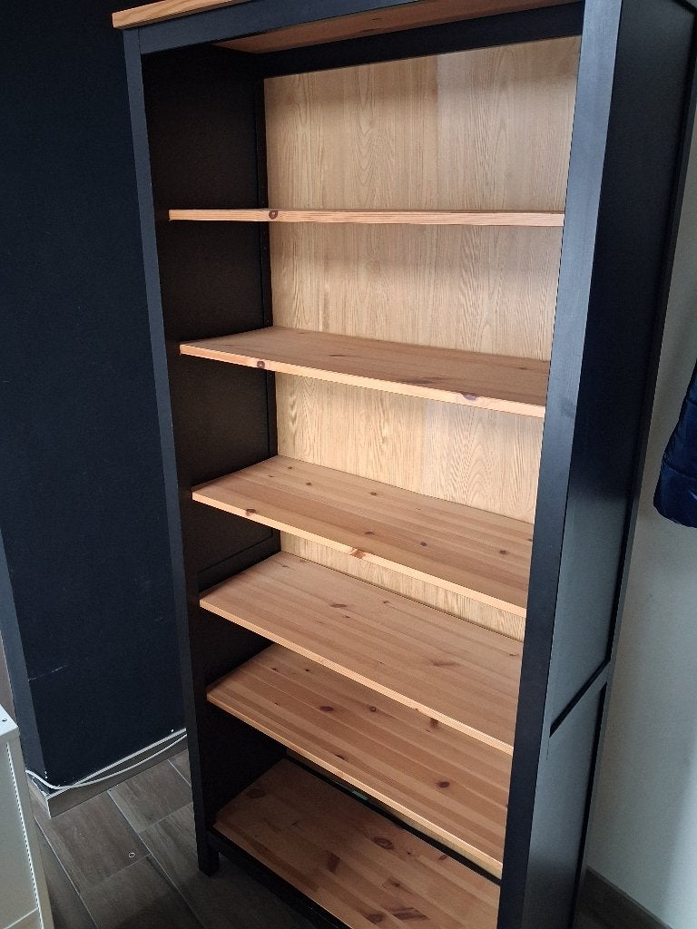 HEMNES Bibliothèque, brun noir, 25 à 50 cm, 100 à 150 cm, Utilisé, 150 à 200 cm