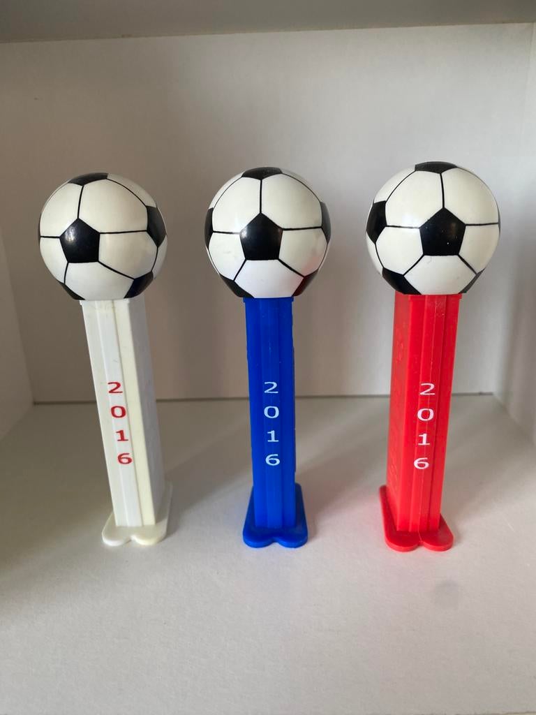 3 PEZ voetbal 2016, Ophalen of Verzenden, Zo goed als nieuw