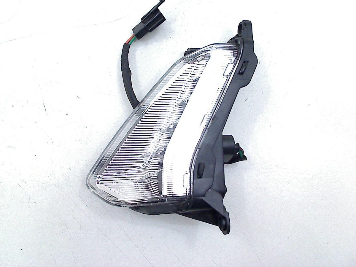 KNIPPERLICHT LINKS VOOR Kymco New Like E4 50 2017-2021, Fietsen en Brommers, Brommeronderdelen | Algemeen, Gebruikt, P.J. Troelstraweg 8 8
3144 CX  MAASSLUIS, NL