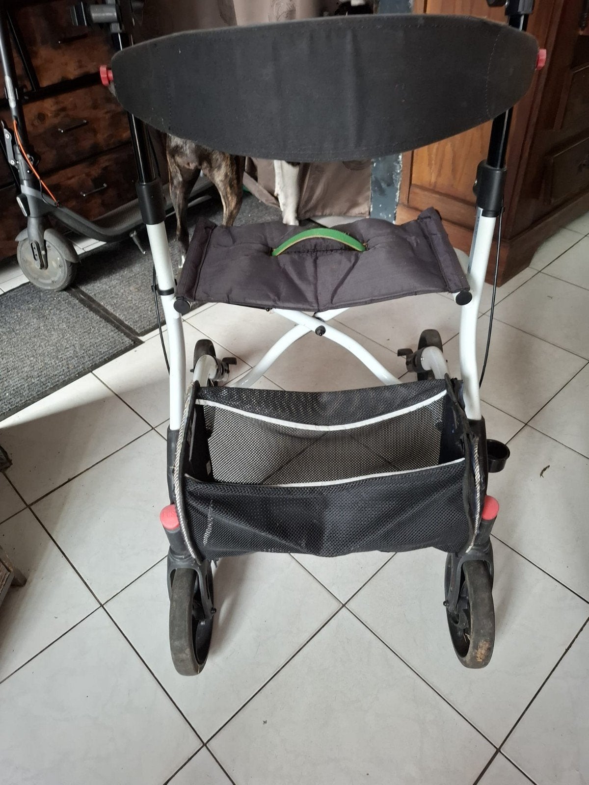 Déambulateur à 4 roues pliable, Ophalen, Opvouwbaar, Zo goed als nieuw
