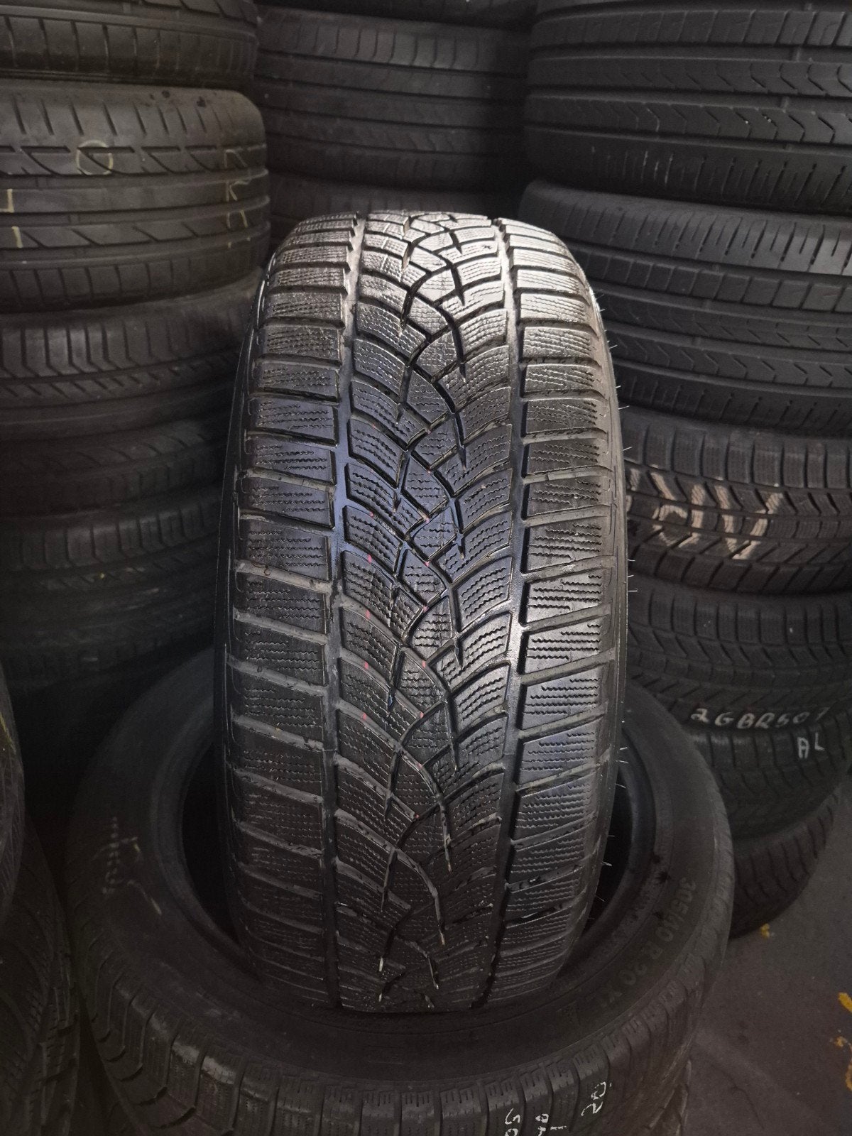 24545r20 245/45/20 Goodyear Hiver  leasing avec montage, Ophalen of Verzenden