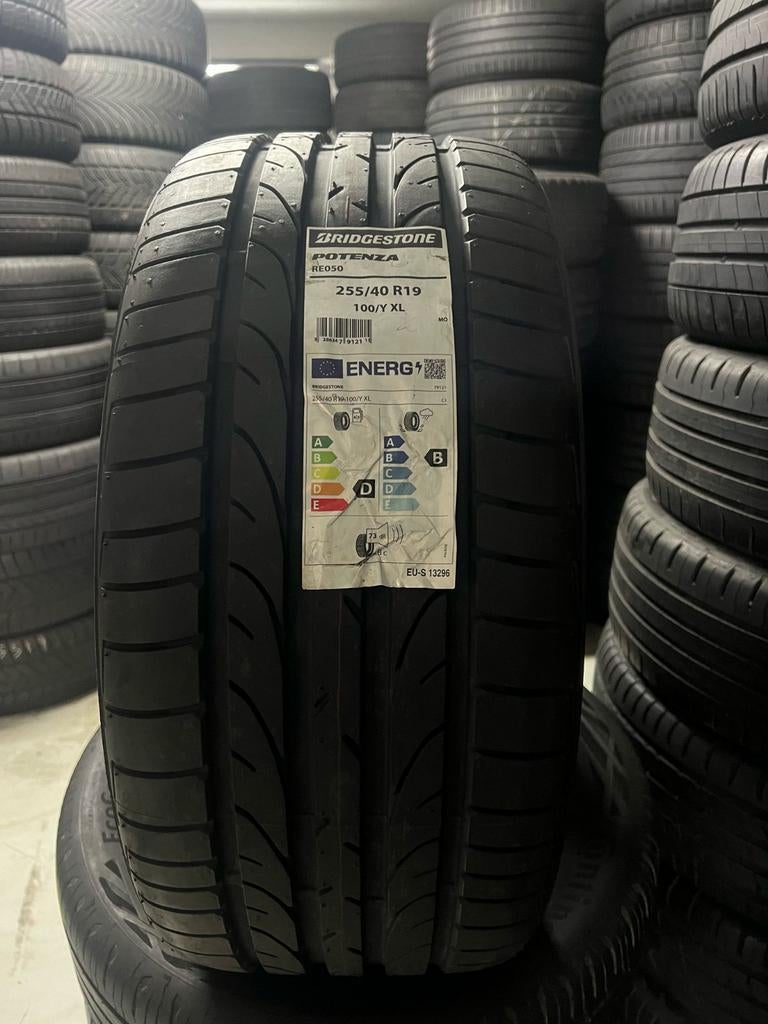 25540r19 255 40 r19  Bridgeston Continental Nouveau avec mon