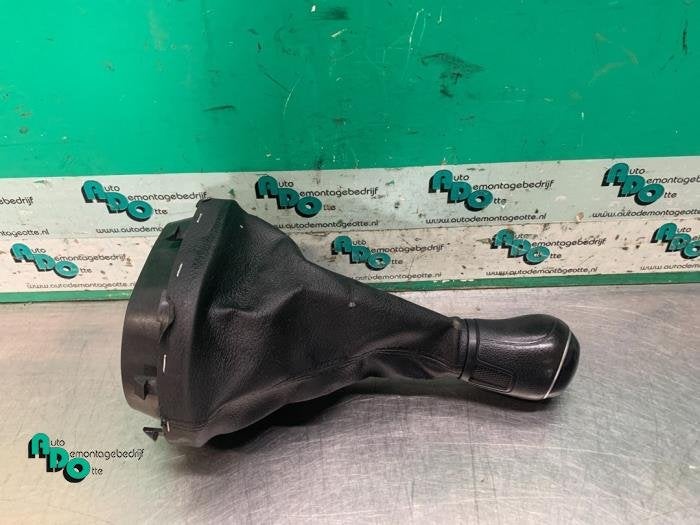 Versnellingspookhoes van een Volkswagen Caddy (Caddy 10-), Auto-onderdelen, Interieur en Bekleding, Gebruikt, -, Volkswagen, -