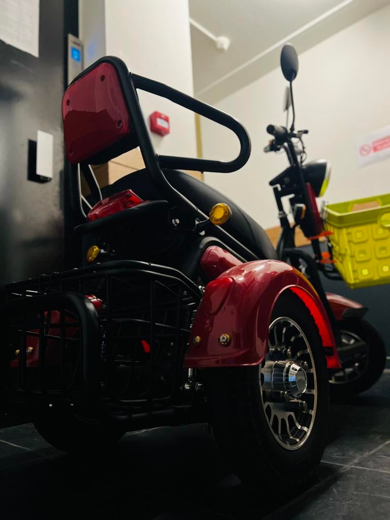 Electromobil invalide scooter, Gebruikt, 16 t/m 25 km, 16 km/u of meer, Ophalen