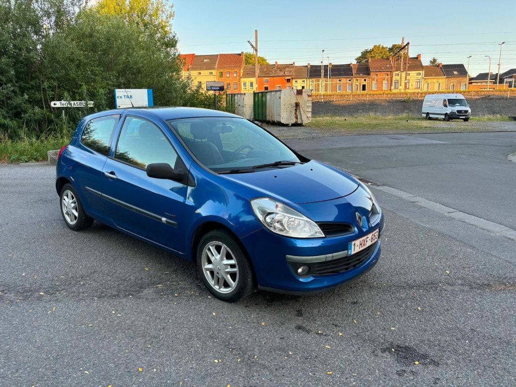 RENAULT CLIO 1.2 ESSENCE 2008 FEUILLET ROSE, Autos, Renault, Particulier, Clio, Airbags, Verrouillage central, Vitres électriques