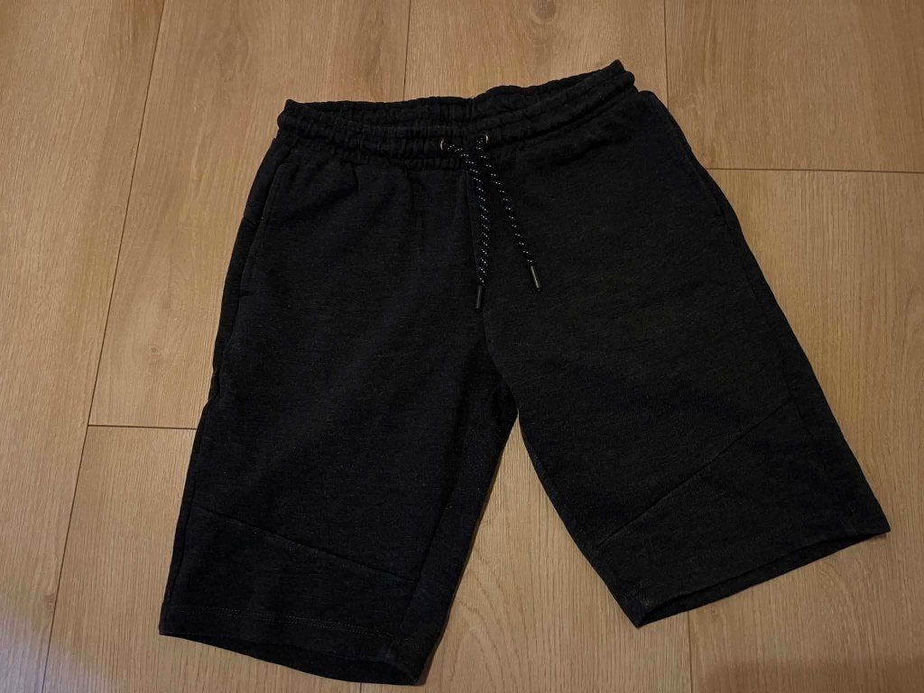 short grijs urban wave 164, Enfants & Bébés, Vêtements enfant | Taille 164, Pantalon, Garçon, Enlèvement ou Envoi, Urban wave