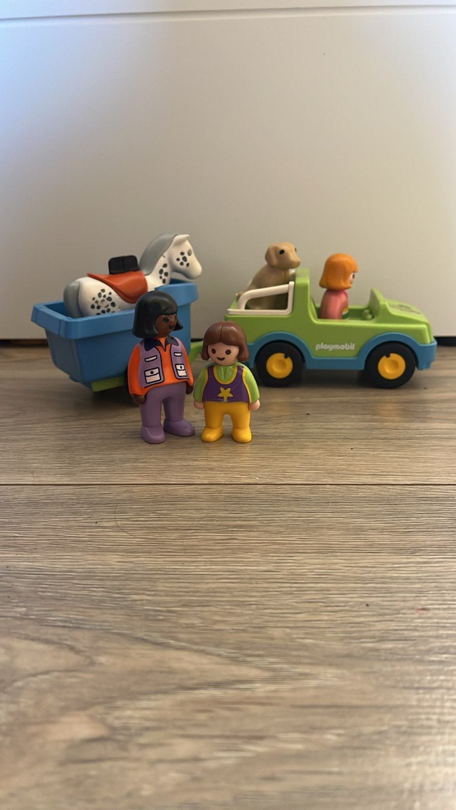 Playmobiel 123 paardenwagen, Ophalen