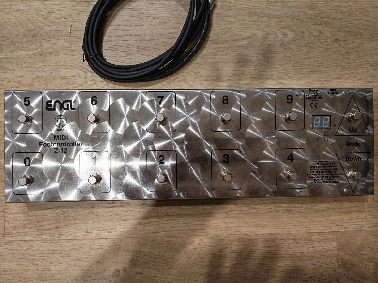 Engl Z12 Midi-controllerpedaal, Muziek en Instrumenten, Midi-apparatuur, Ophalen of Verzenden, Zo goed als nieuw