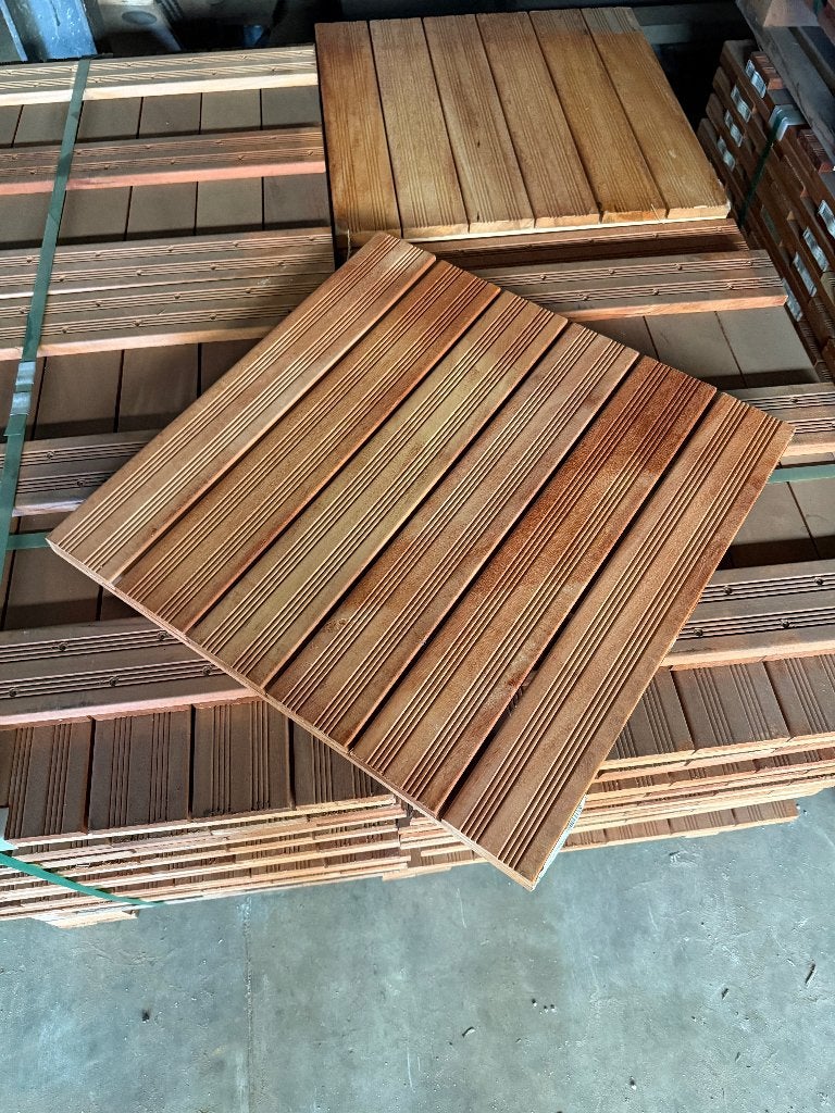 Carrelage de terrasse en bois dur Almendrillo 50 cm x 50 cm, Neuf, Tuiles de terrasse, Enlèvement, Bois