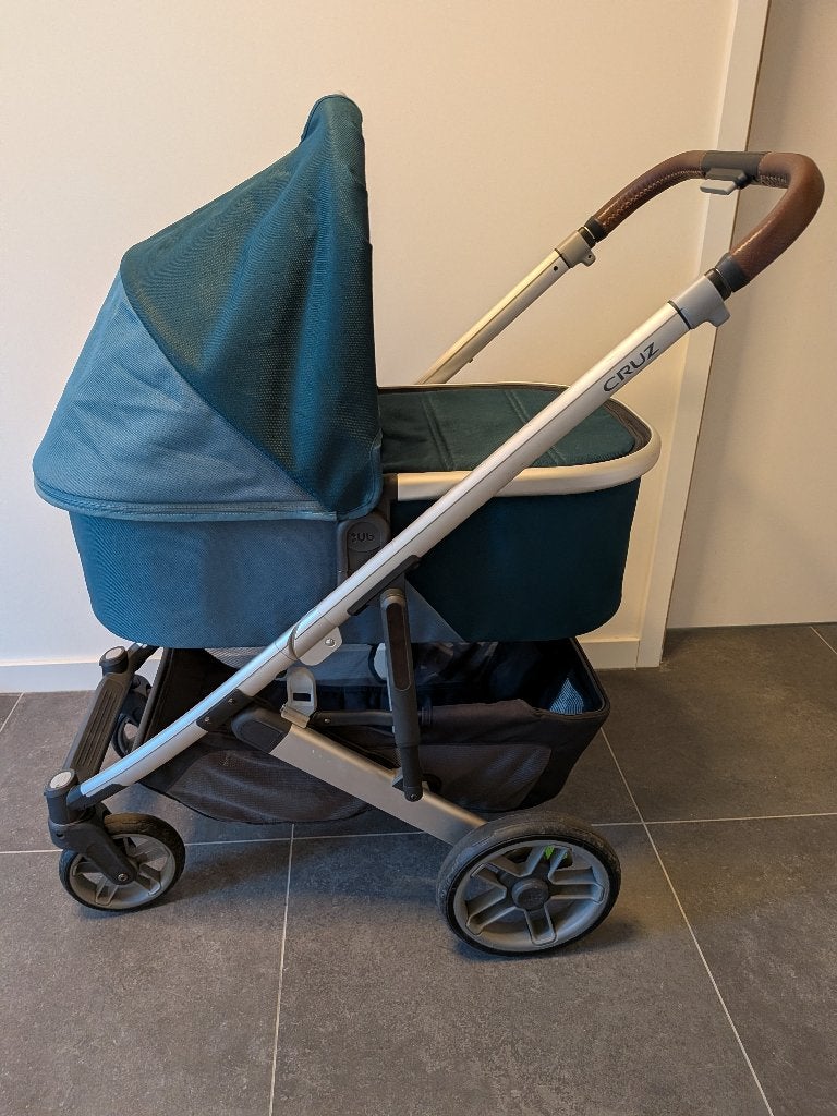 Sac à dos pour nacelle et poussette uppababy cruz V2, Enfants & Bébés, Autres marques, Tige de poussée réglable, Comme neuf, Enlèvement