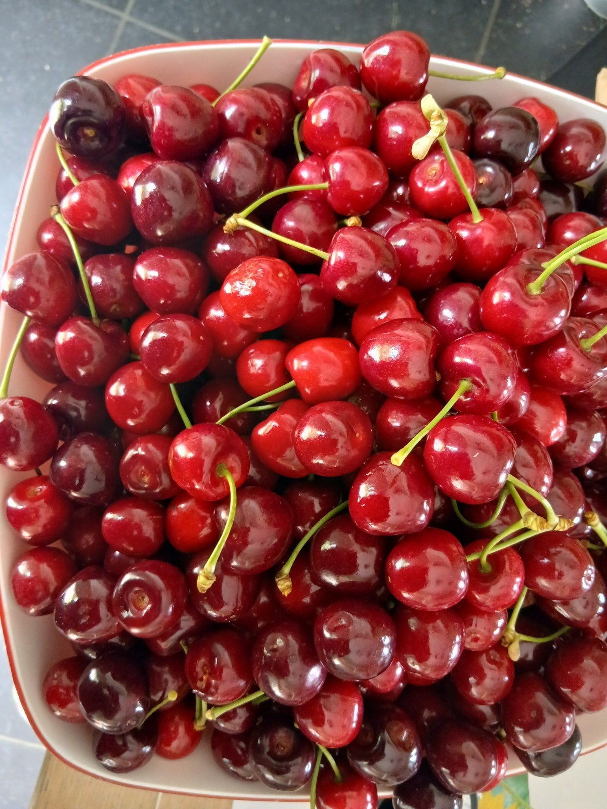 Cerises rouges fraîches tous les jours, Divers, Produits alimentaires, Enlèvement