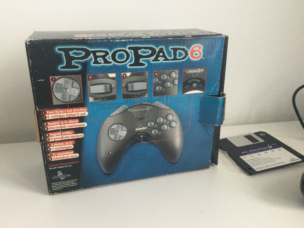 Ancienne manette jeu Propad 6, Enlèvement
