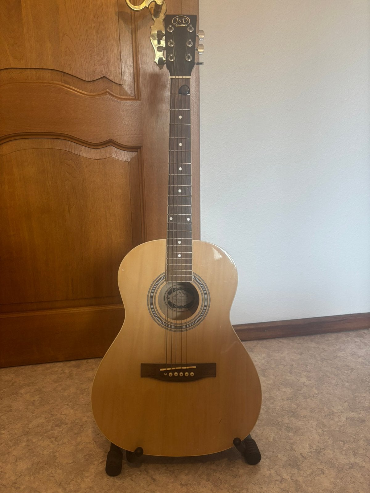 Guitare classic, Musique & Instruments, Instruments à corde | Guitares | Acoustiques, Enlèvement, Comme neuf