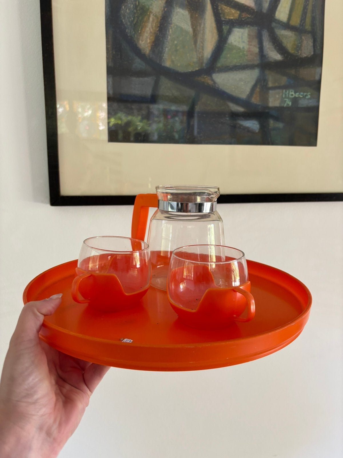 Service orange vintage (tasses, plateau, cafetiere), Maison & Meubles, Enlèvement ou Envoi, Comme neuf, Vintage, Plateau