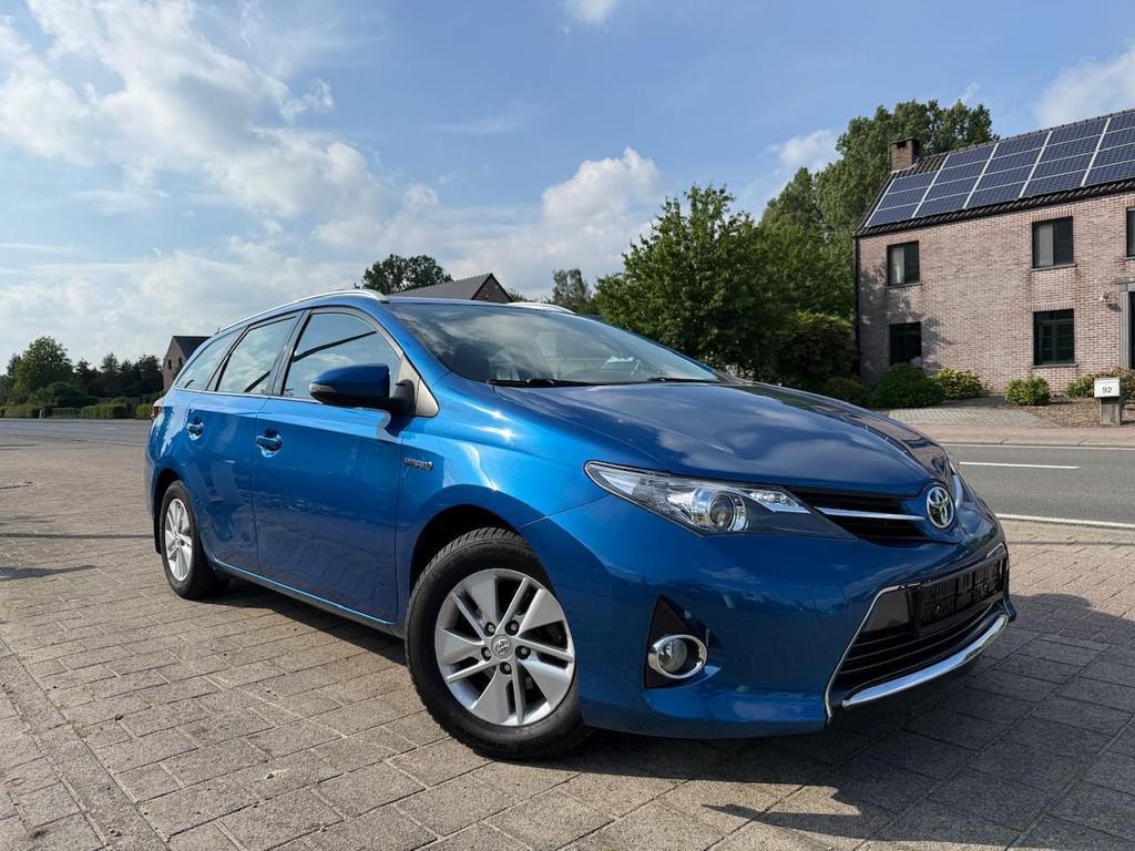 Toyota Auris Touring Sports 1.8 Hybrid | Toyota historiek, Auto's, Toyota, Bedrijf, Te koop, Auris, ABS, Achteruitrijcamera, Airbags