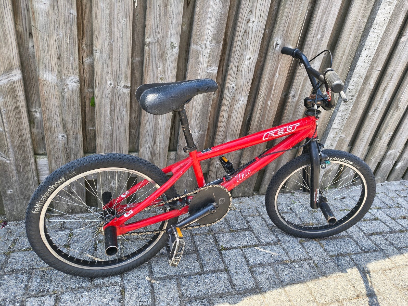 Rode ethic bmx fiets stunt fiets, Fietsen en Brommers, Fietsen | Crossfietsen en BMX, Ophalen, Voetsteunen