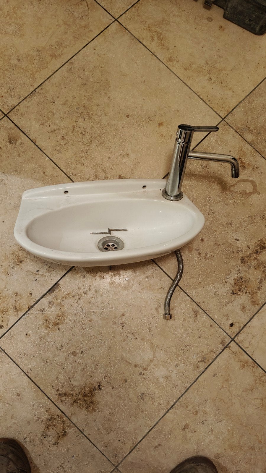 Lavabo klein + kraan, Huis en Inrichting, Ophalen
