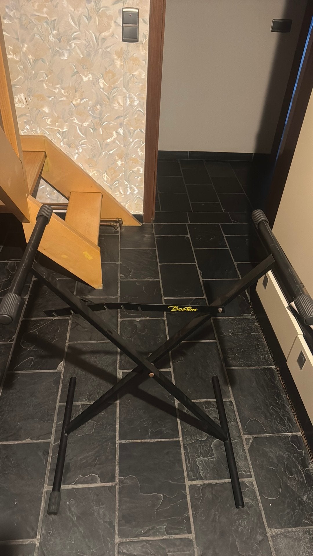 Staander synthesizer, Muziek en Instrumenten, Ophalen, Gebruikt