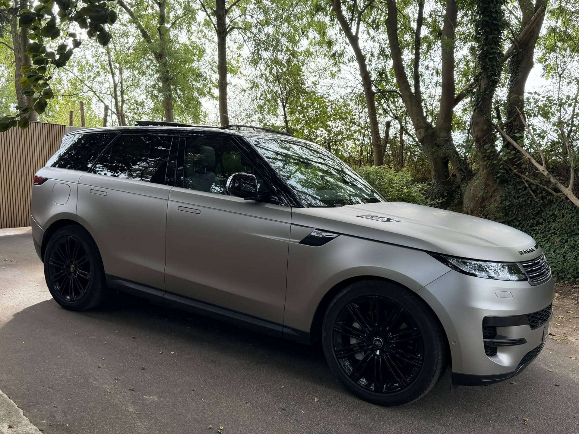 Land Rover Range Rover Sport Range Rover Sport 3.0 P400 Pano, Auto's, Automaat, Dealer onderhouden, Gebruikt, Overige kleuren