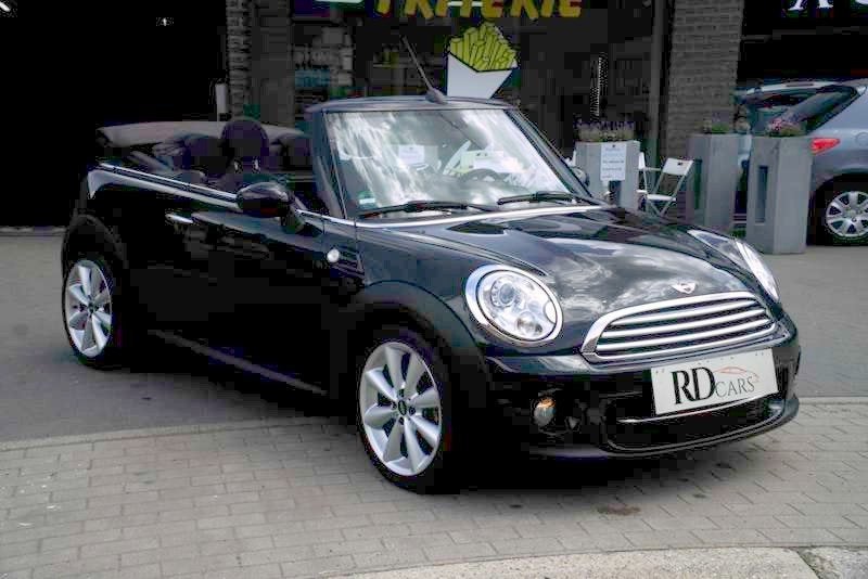 MINI COOPER D CABRIO LEDEREN GPS XENON 1 JAAR GARANTIE, Auto's, Mini, Voorwielaandrijving, 4 cilinders, Cabriolet, Zwart
