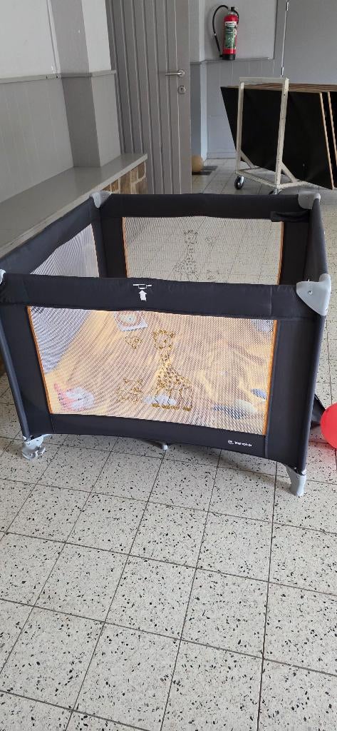 Geand parc, Enlèvement, Comme neuf, Carré, Tapis de parc