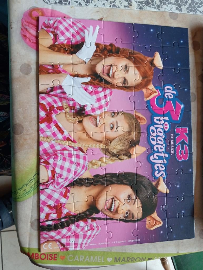 K3 puzzel 50 stuk, 10 tot 50 stukjes, Ophalen of Verzenden, Zo goed als nieuw, Van hout