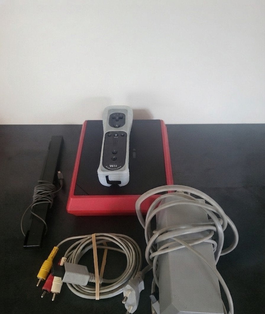 Wii mini, Consoles de jeu & Jeux vidéo, À partir de 7 ans, Un ordinateur, Enlèvement, Utilisé