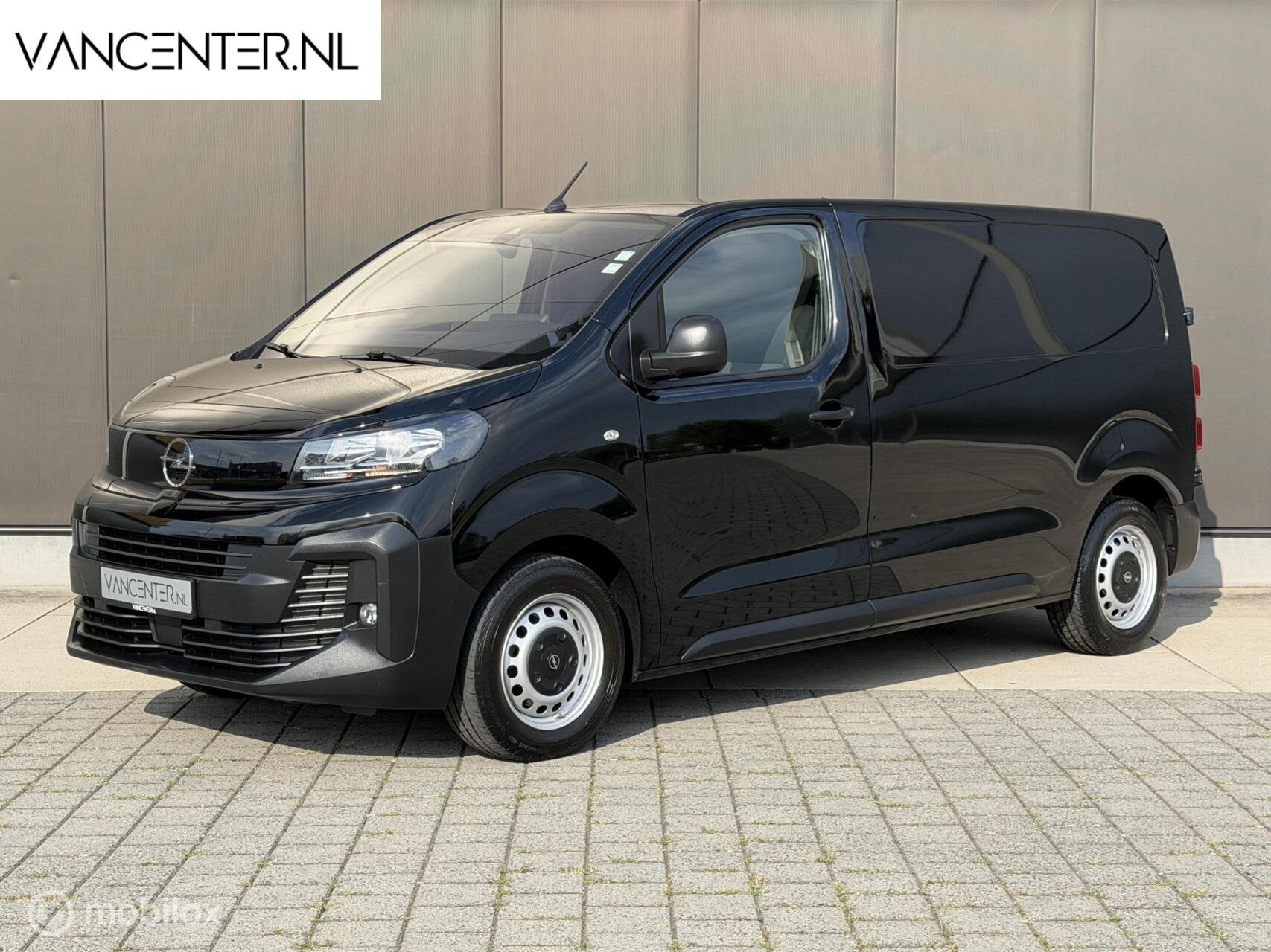 Opel Vivaro 2.0 Diesel 145PK Automaat Apple Carplay Trekhaak, Auto's, Bestelwagens en Lichte vracht, Stof, Gebruikt, Zwart, Zwart