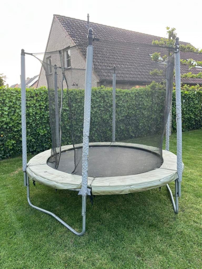 trampoline, Enlèvement, Utilisé