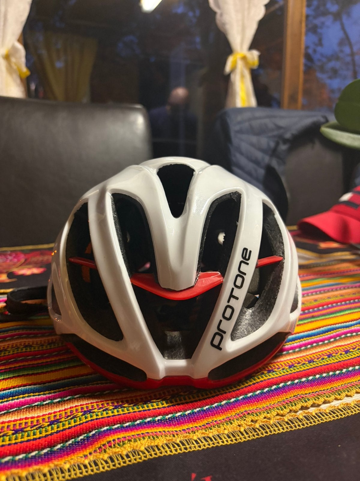 Casque de vélo KASK Protone, Vélos & Vélomoteurs, Enlèvement, Comme neuf