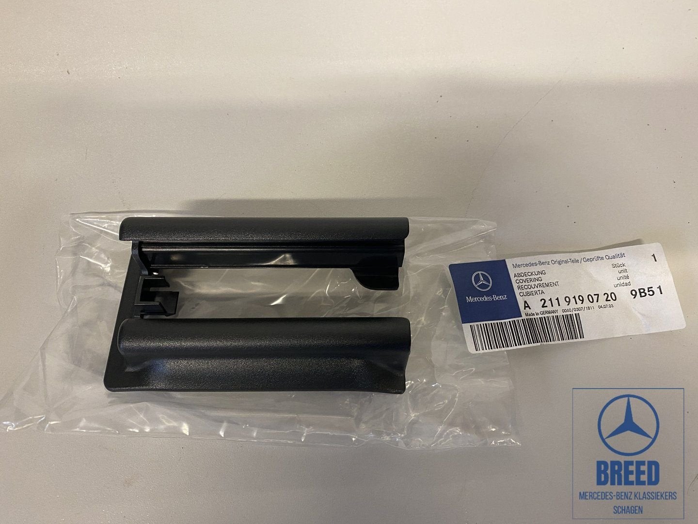 NOS afdekking stoelrails links zwart Mercedes-Benz W211, Neuf, -, -, Enlèvement ou Envoi