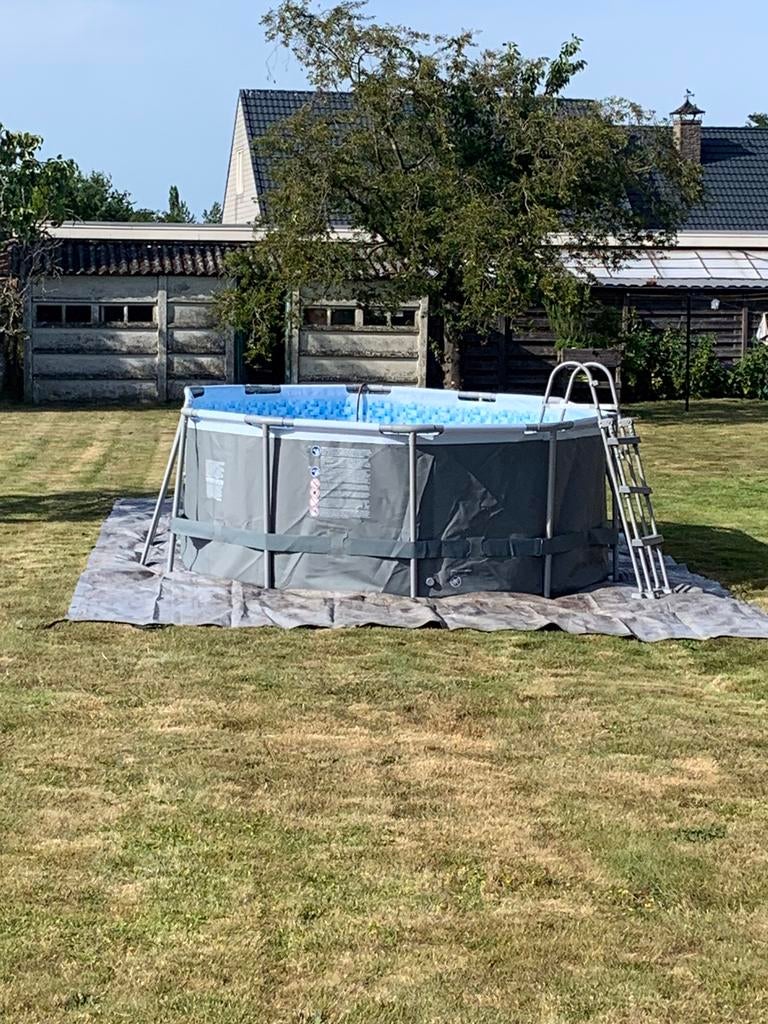 Bestway zwembad met zandfilterpomp, Enlèvement, Utilisé, 80 à 120 cm, Piscines hors sol