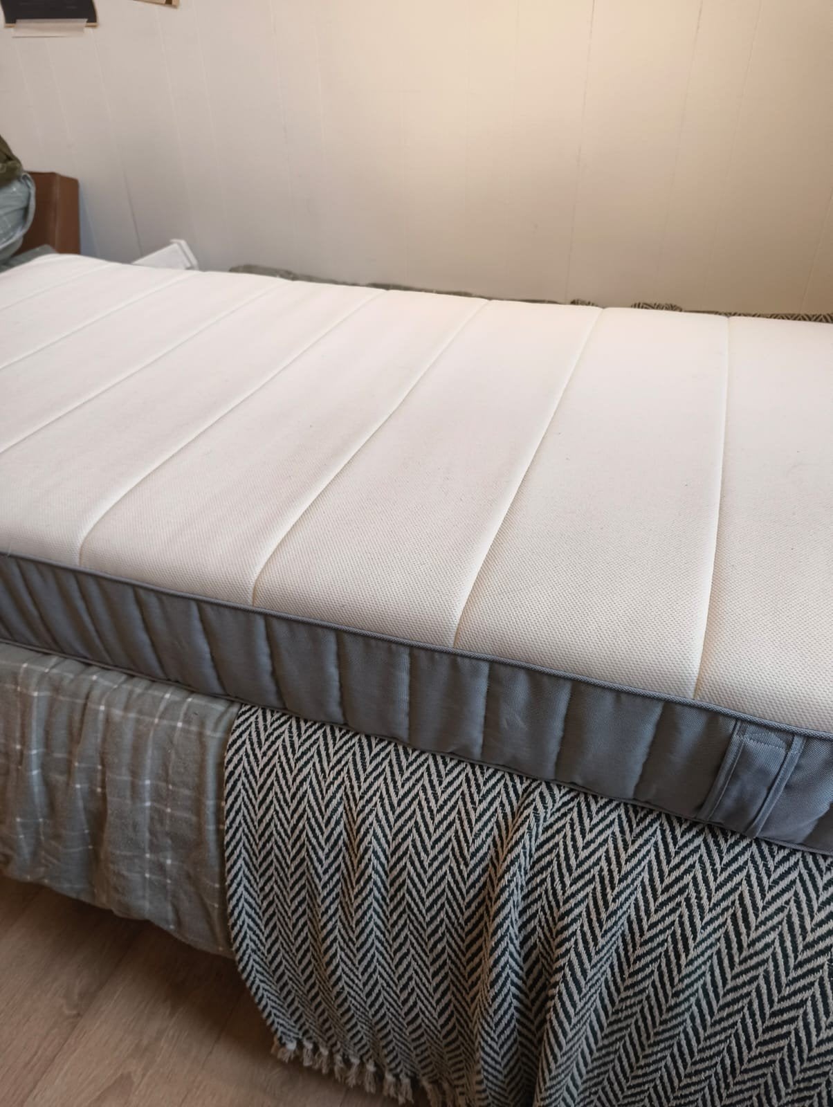 1persoons matras, 90 cm, Enlèvement, 200 cm, Une personne