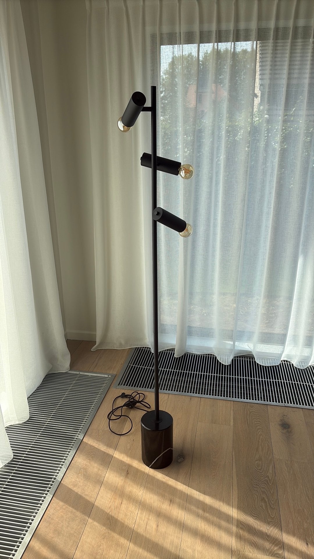 Staanlamp, drie lichtpunten, Ophalen, Zo goed als nieuw