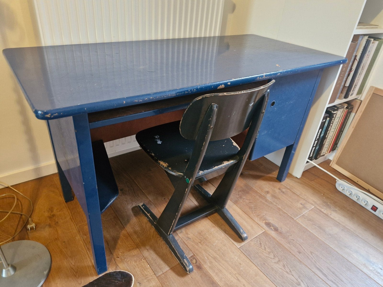 mooi antiek/ vintage kinderbureau met stoel, Antiek, Ophalen, Kinderbureau