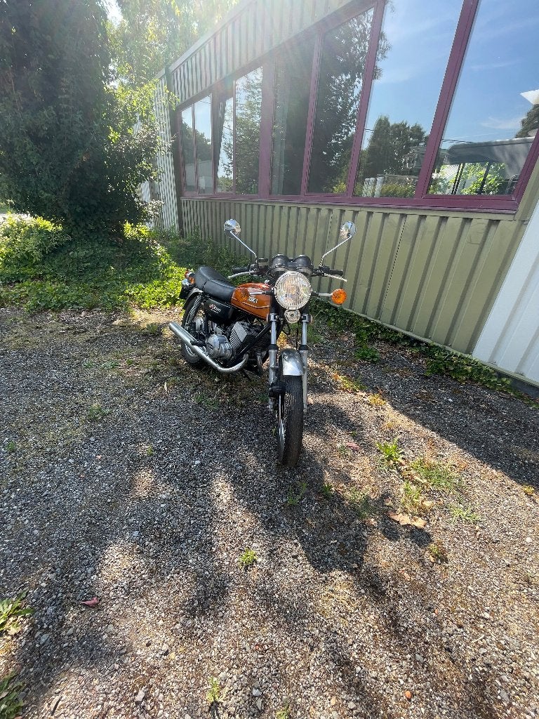 suzuki gt 250, Occasion, 2 cylindres, 12 à 35 kW, 250 cm³