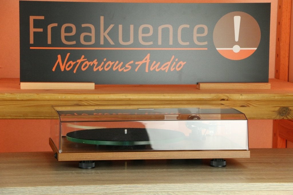 Pro-ject T2 / Project T 2TRADE.INRUIL Verzenden? Element ok!, Audio, Tv en Foto, Ophalen of Verzenden, Zo goed als nieuw, Platenspeler