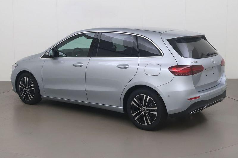 Mercedes-Benz CLA B-Class 180 luxury line 136 AT, Auto's, Mercedes-Benz, CLA, 1490 kg, Gebruikt, 4 cilinders
