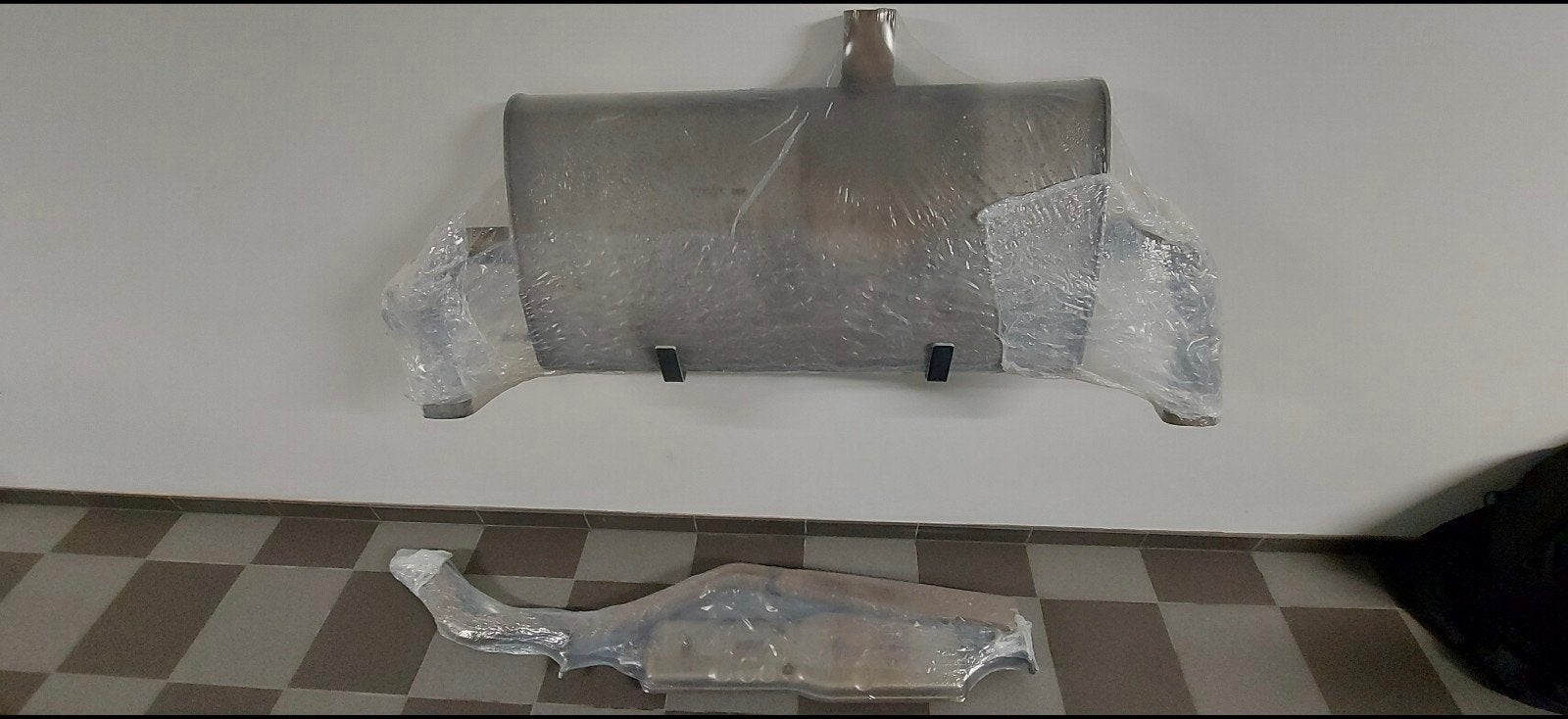 Uitlaat Volvo V60 T8 PE, Ophalen, Gebruikt, Volvo