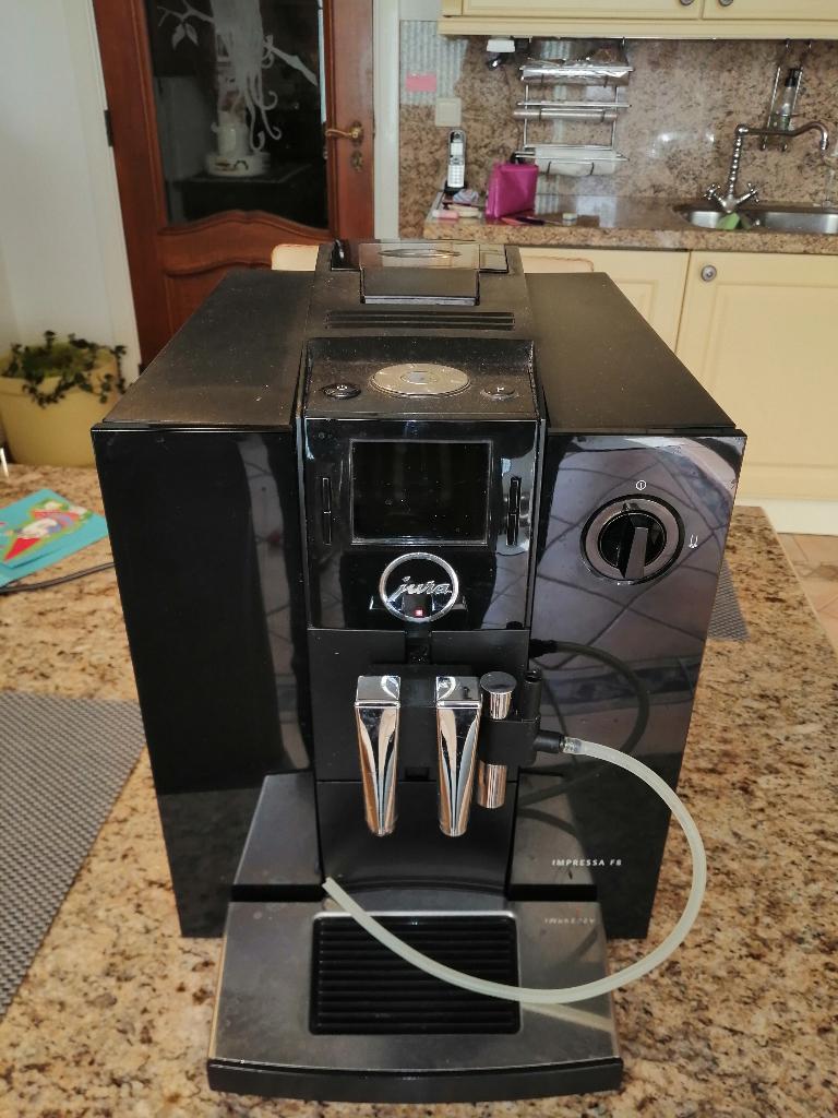 Jura koffiemachine impressa F8, Enlèvement, Utilisé, Jura, Autres types