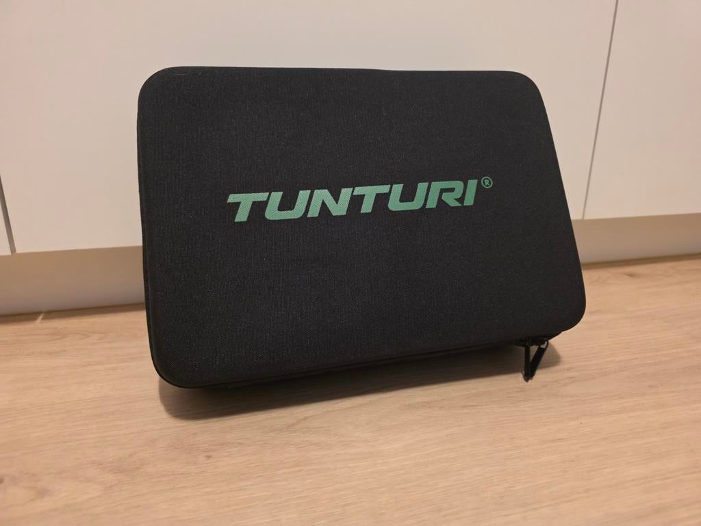Tunturi massage gun, Enlèvement