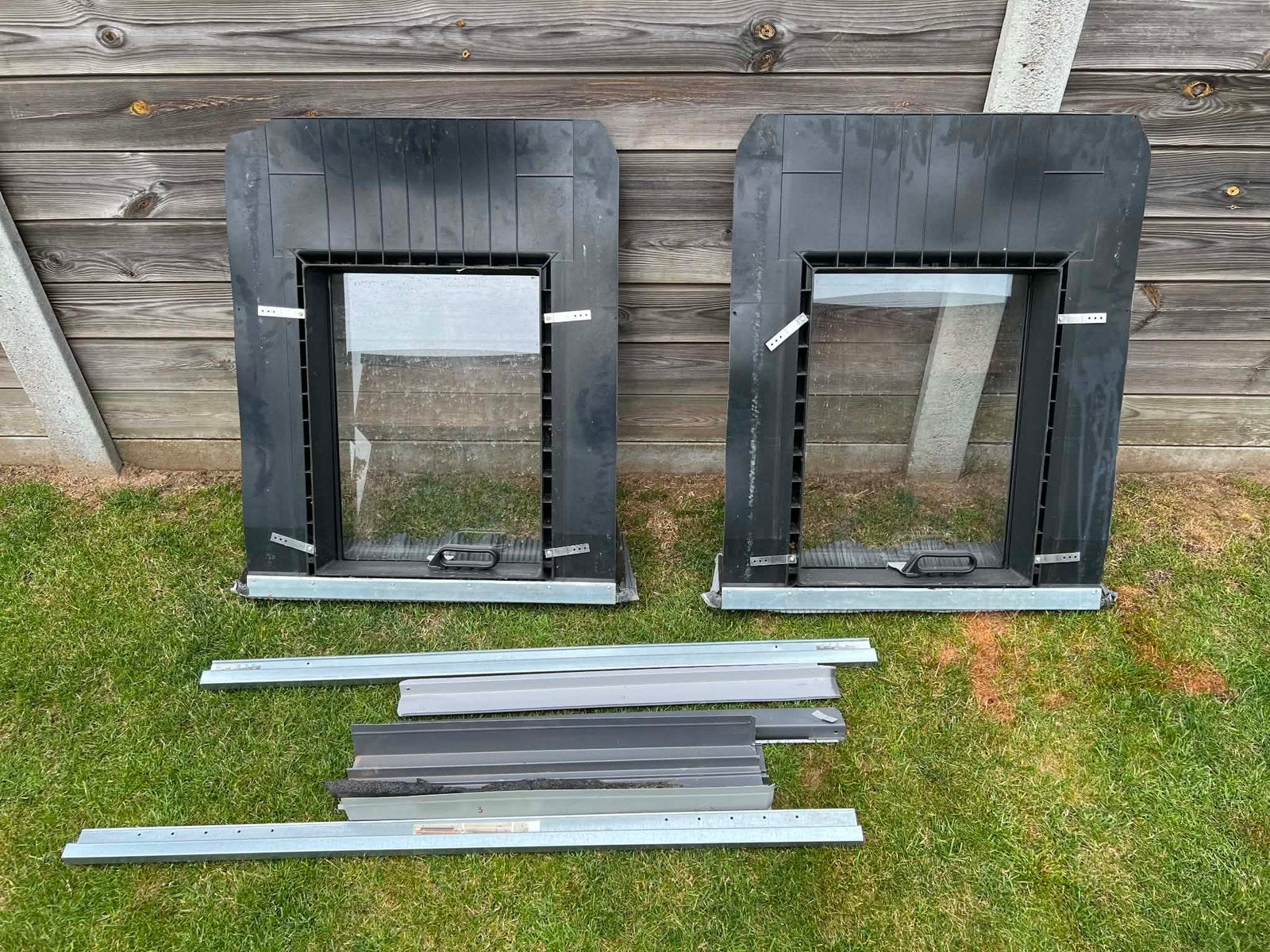 2 fenêtres mansardées Velux en très bon état, Enlèvement, Comme neuf