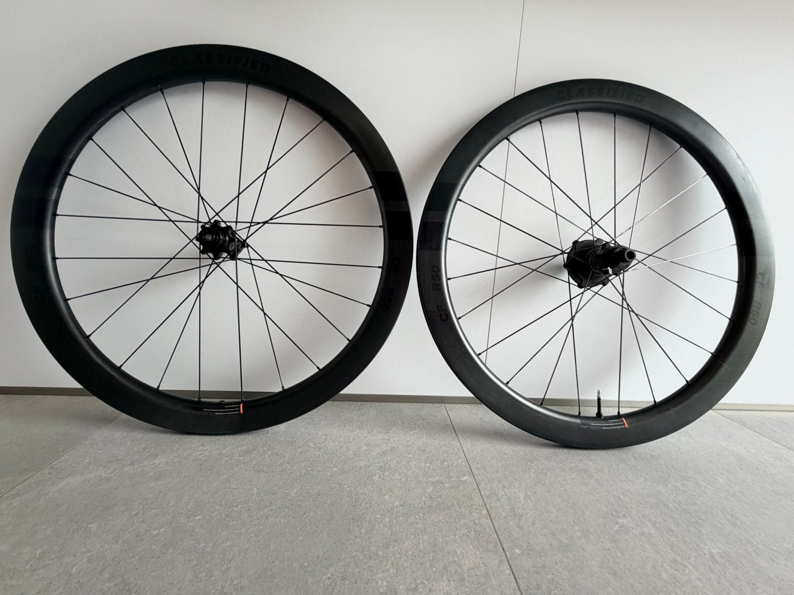 Classifieg CF R50 carbon wielset, Fietsen en Brommers, Fietsonderdelen, Ophalen, Zo goed als nieuw, Carbon