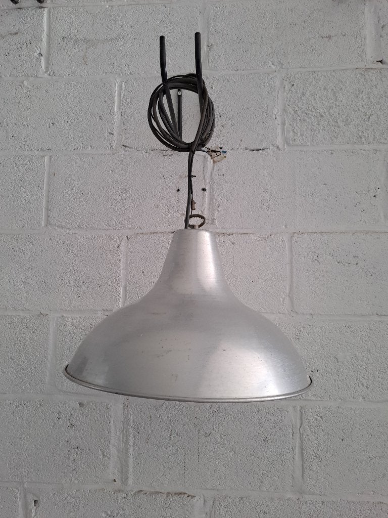 Vintage industriële aluminium hanglamp, Gebruikt, Overige fittingen, Metaal, Vintage industrieel, met invloeden mid-century modern