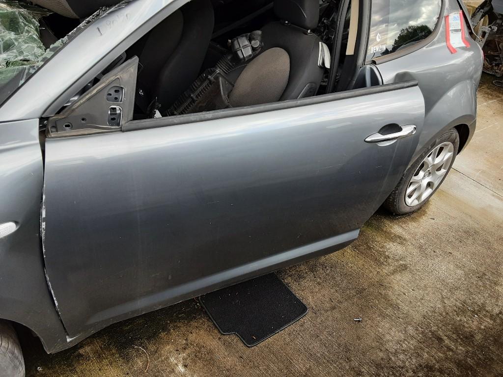 PORTE AVANT GAUCHE Alfa Romeo MiTo (955) (01-2008/12-2018), Gauche, Mevr. I. Hauben, Utilisé, Alfa Romeo